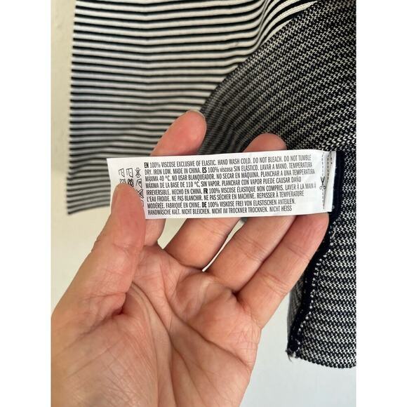 Anthropologie English Factory Woman Stripped Knit A-Line Mini Skirt, Siz… - Picture 6 of 9